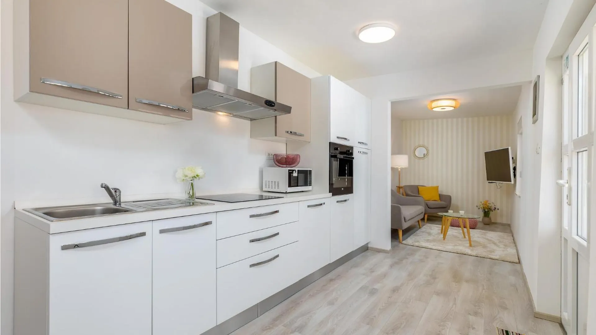 Lovely Home In Pula With Wifi