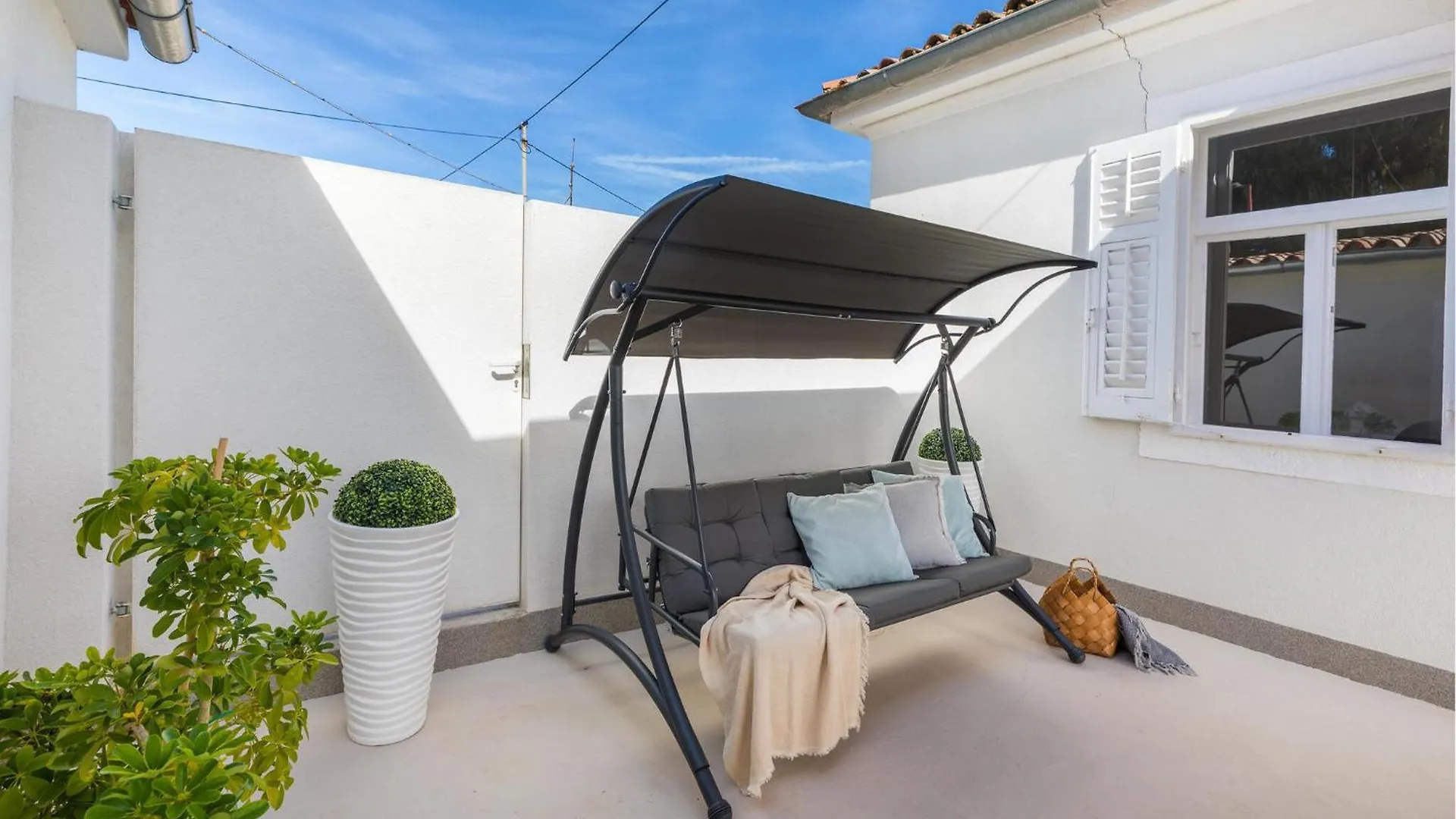 Lovely Home In Pula With Wifi Holiday home