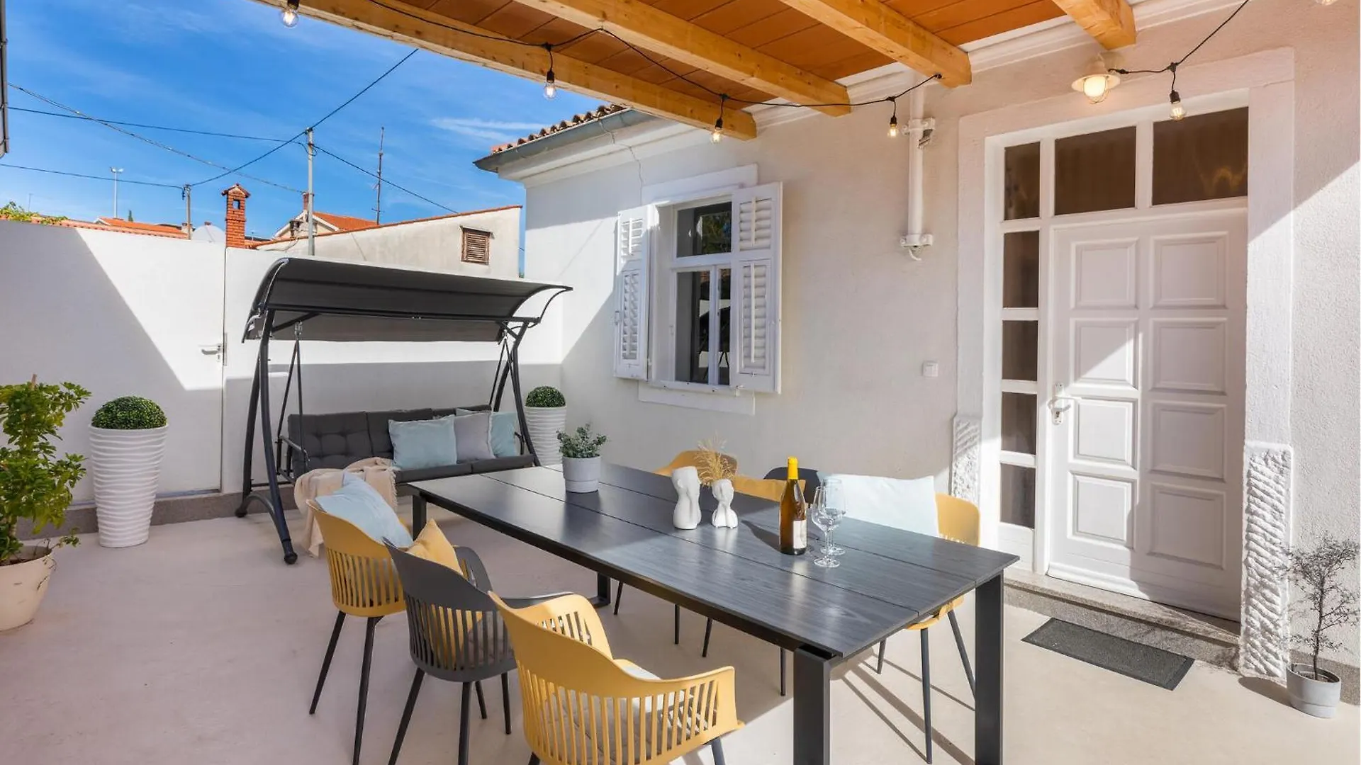 Lovely Home In Pula With Wifi