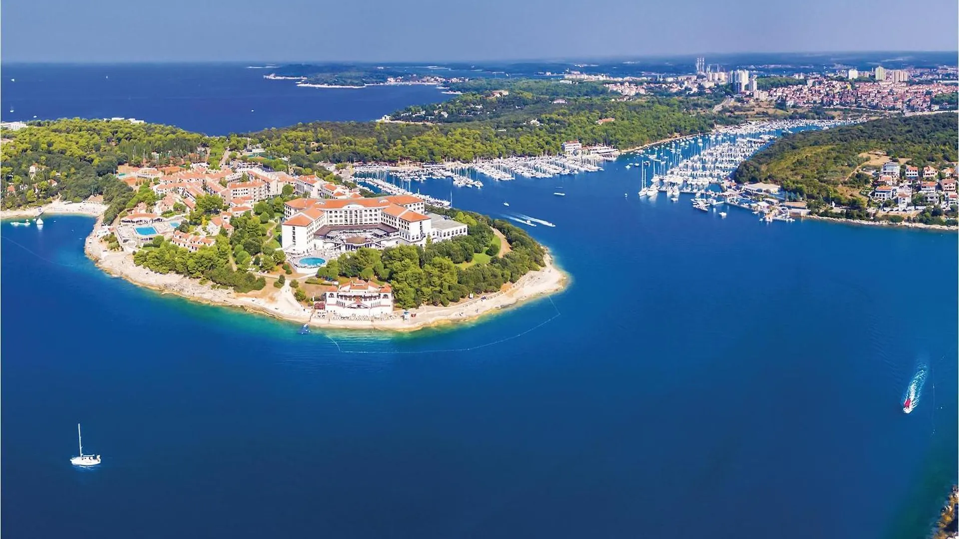 Lovely Home In Pula With Wifi Holiday home